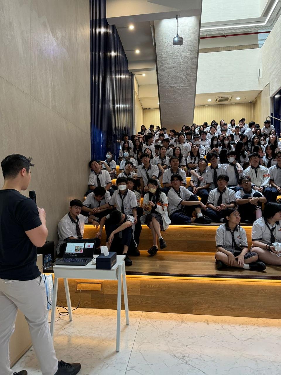 Seminar - St John
